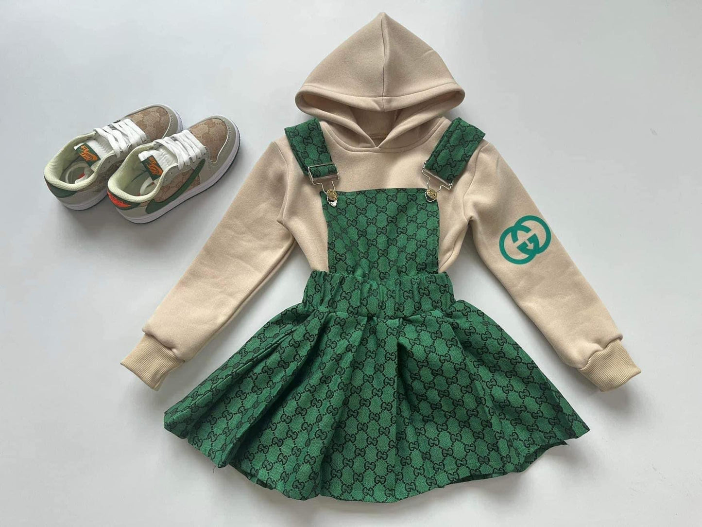 “Gg girl” 4 piece Hooded dress