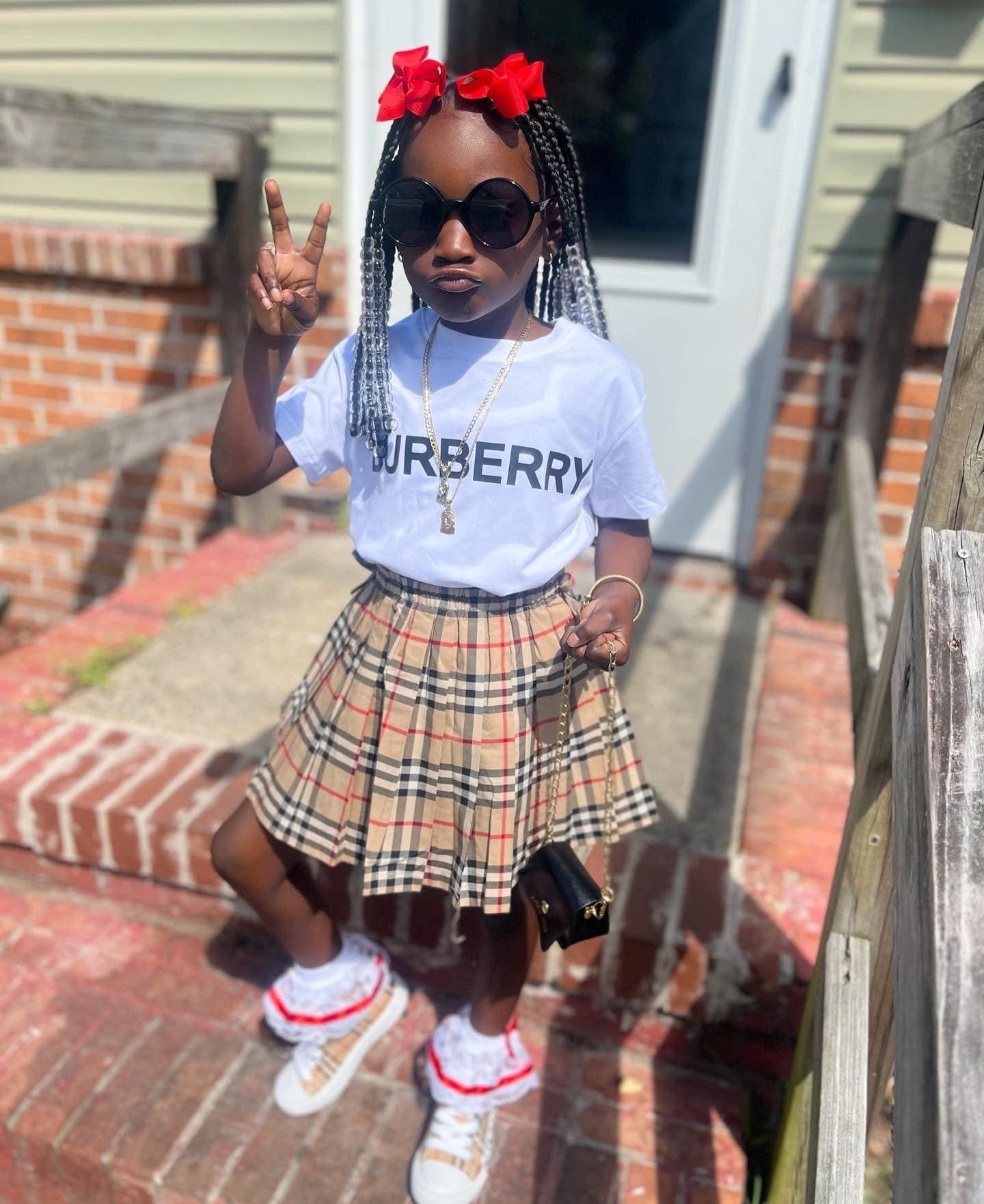 “Bur” Logo Tee skirt set