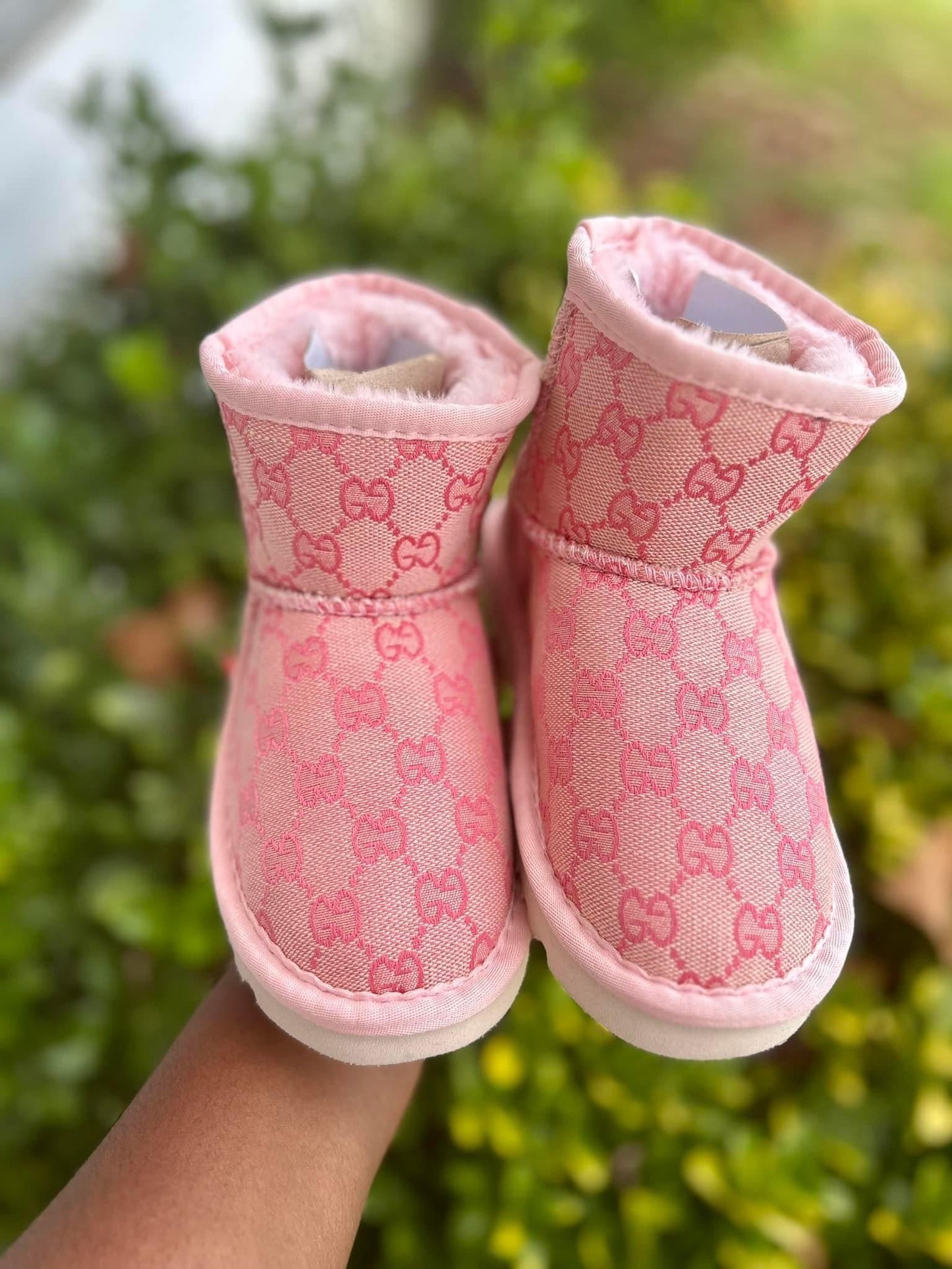 “GG” Ugg