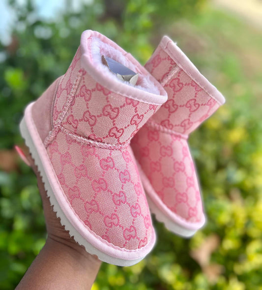 “GG” Ugg
