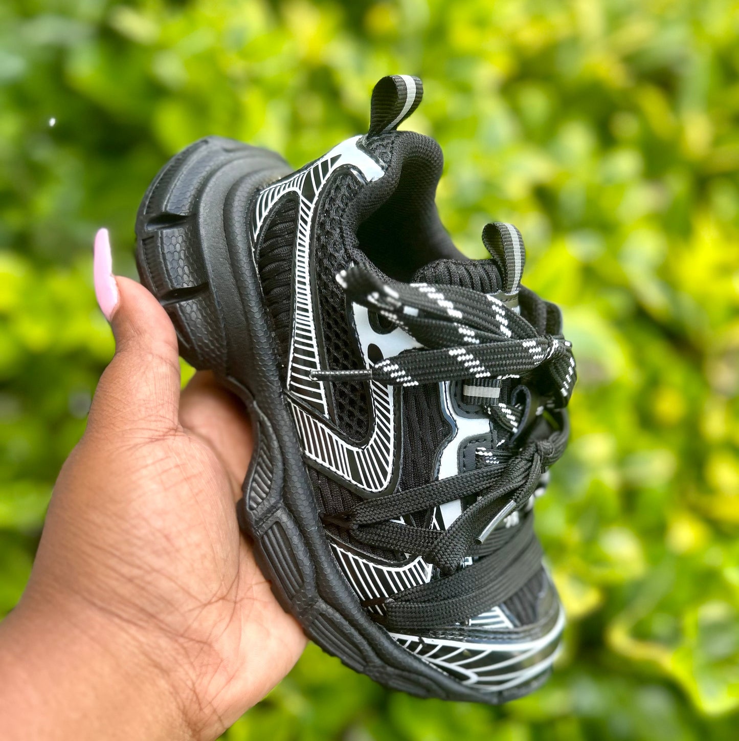 “Lace up” Balencis