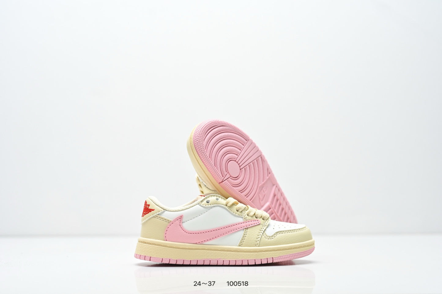 Reverse creams TS AJ1s